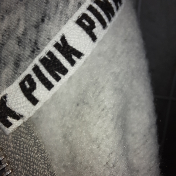 VS PINK Varsity Half-Zip Sweatshirt Gray SZ Small - Picture 9 of 9